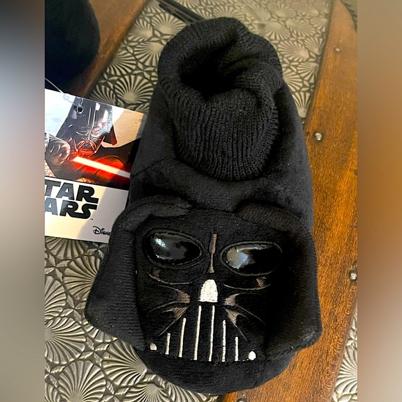 STAR WARS Darth Vader Slippers - Picture 5 of 6